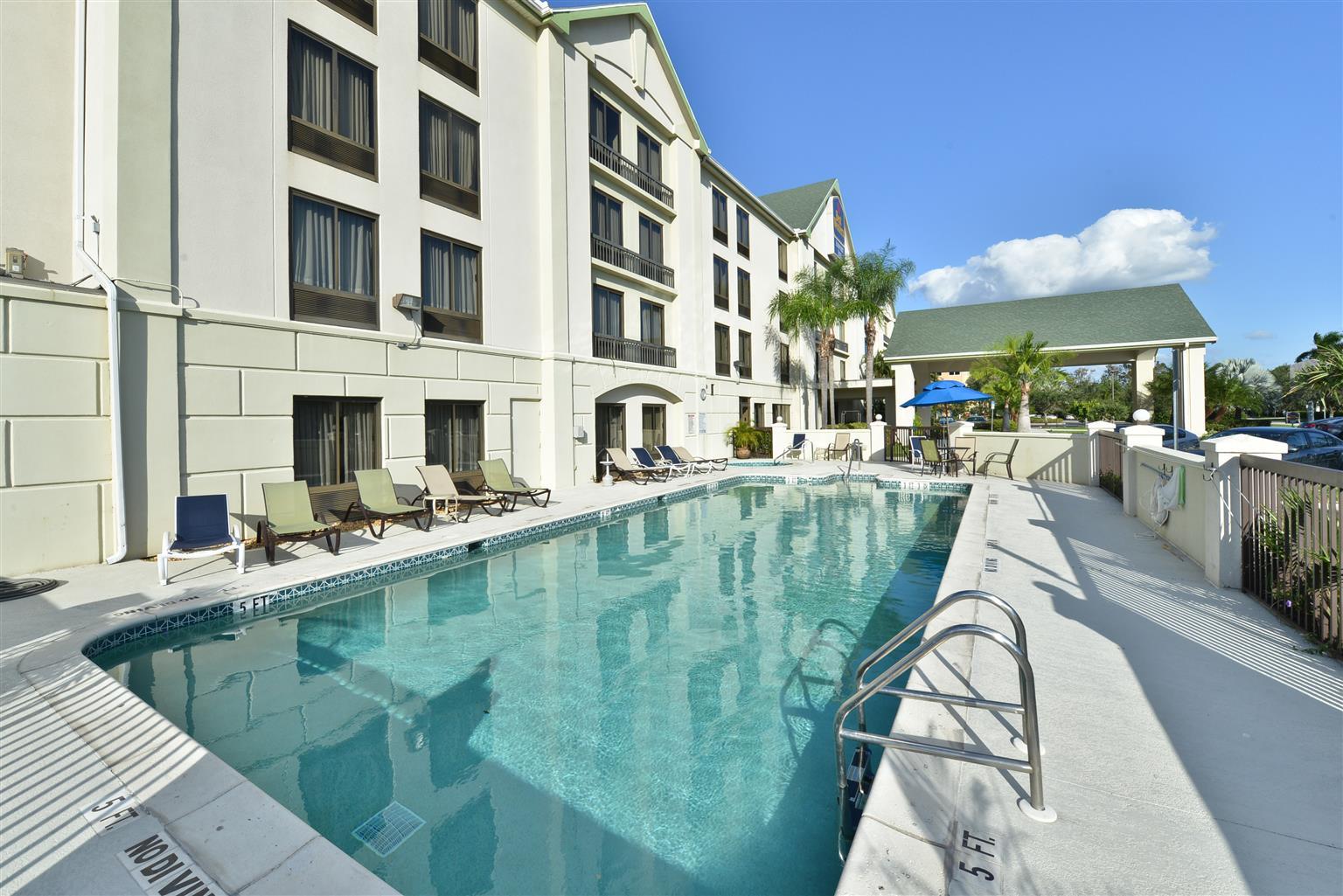 Airport Inn Fort Myers Buitenkant foto